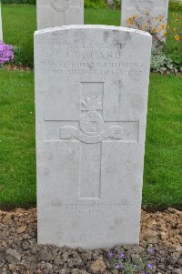 Honnechy British Cemetery - Boland, J