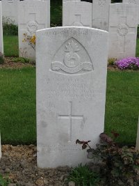 Honnechy British Cemetery - Brogan, James