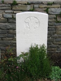 Honnechy British Cemetery - Bruin, B