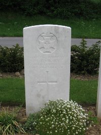 Honnechy British Cemetery - Cooksey, H