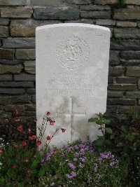 Honnechy British Cemetery - Cowan, P