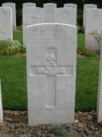 Honnechy British Cemetery - Coyne, M