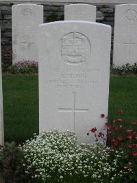 Honnechy British Cemetery - Cromie, R