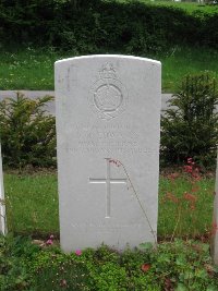 Honnechy British Cemetery - Edwards, John Richard