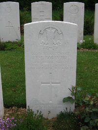 Honnechy British Cemetery - Forsyth, John Charles