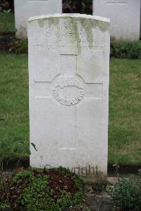 Honnechy British Cemetery - Garland, George Alex