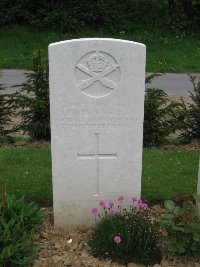 Honnechy British Cemetery - Gedge, Edwin Frederic