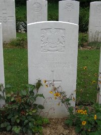 Honnechy British Cemetery - Hart, B