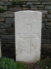 Honnechy British Cemetery - Hooper, C W