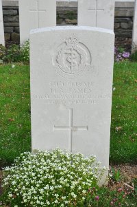 Honnechy British Cemetery - James, H A