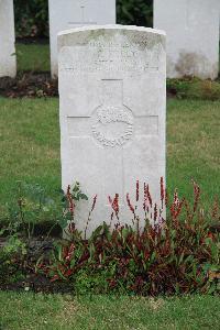 Honnechy British Cemetery - Kelly, Thomas Caesar