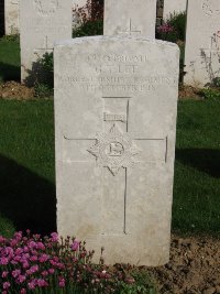 Honnechy British Cemetery - Lee, G T