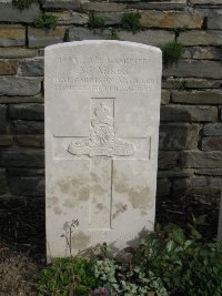 Honnechy British Cemetery - Parkes, Albert