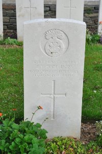 Honnechy British Cemetery - Pope, E E