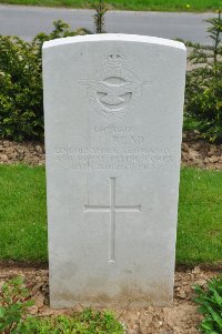 Honnechy British Cemetery - Read, H E