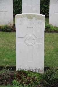 Honnechy British Cemetery - Shannon, Peter