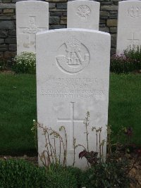 Honnechy British Cemetery - Slater, Fred