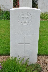 Honnechy British Cemetery - Smith, J