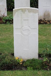 Honnechy British Cemetery - Smyth, William