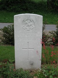 Honnechy British Cemetery - Spence, B A