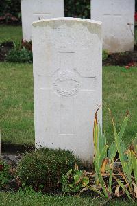 Honnechy British Cemetery - Stirling, Edward Gordan