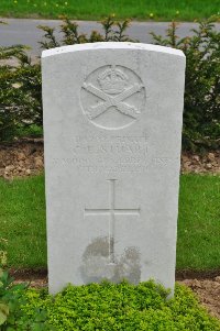 Honnechy British Cemetery - Stuart, C E