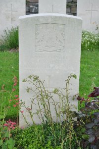 Honnechy British Cemetery - Waister, John James