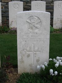 Honnechy British Cemetery - Ward, P