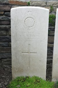 Honnechy British Cemetery - Wilding, A E