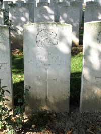 Houchin British Cemetery - Beauman, J H