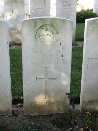 Houchin British Cemetery - Beech, J