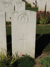 Houchin British Cemetery - Bell, W H