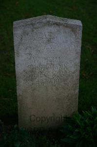 Houchin British Cemetery - Bornemann, Wilhelm