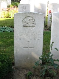 Houchin British Cemetery - Brackenbury, George