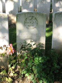 Houchin British Cemetery - Brennan, John Francis P.