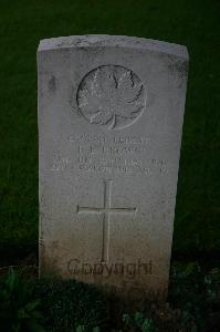 Houchin British Cemetery - Brown, Ernest Edward