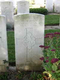 Houchin British Cemetery - Brown, W