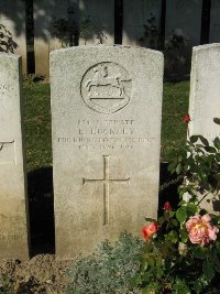 Houchin British Cemetery - Buckley, E