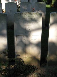 Houchin British Cemetery - Chappell, Ernest Rowland