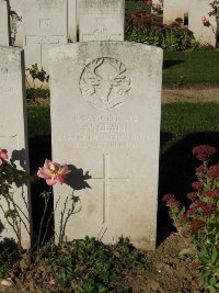 Houchin British Cemetery - Clark, William