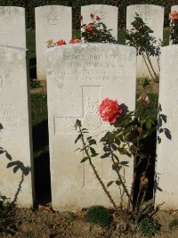 Houchin British Cemetery - Crerar, J