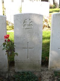 Houchin British Cemetery - Darcy, F J