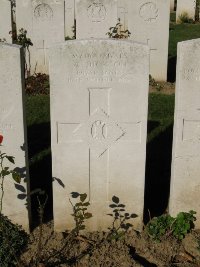 Houchin British Cemetery - Dickson, A