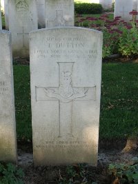 Houchin British Cemetery - Dutton, Thomas