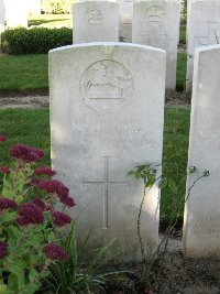 Houchin British Cemetery - Edwards, E J