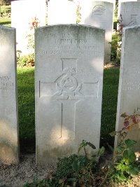 Houchin British Cemetery - Fielden, Joshua