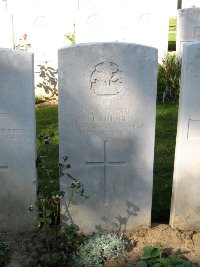 Houchin British Cemetery - Flaherty, M