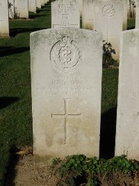 Houchin British Cemetery - Foster, N