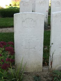 Houchin British Cemetery - Frizzell, William