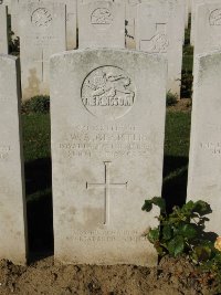 Houchin British Cemetery - Glaister, William Alexandra